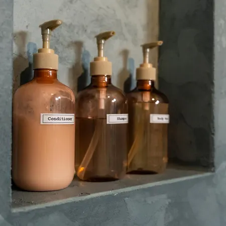 Апартаменти Dark & Moody Mid Century Рига